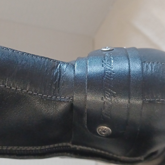 Harley Davidson calf heigth, 3.5 in heeled boots Sz 7 with a pewter belt accent. - Picture 6 of 11